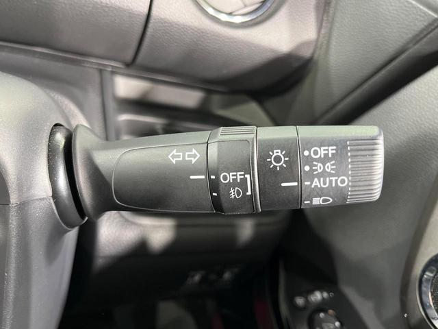 N-BOXカスタム Lターボ スタイル+ブラック 両側電動スライド 8インチナビ バックカメラ 衝突軽減 レーダークルーズ 禁煙車 ハーフレザーシート シートヒーター コーナーセンサー レーンキープ スマートキー LEDヘッド オートブレーキホールド(31枚目)