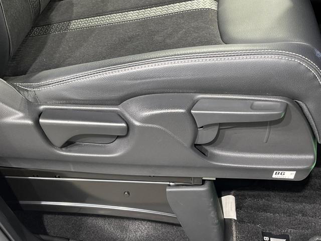 N-BOXカスタム Lターボ スタイル+ブラック 両側電動スライド 8インチナビ バックカメラ 衝突軽減 レーダークルーズ 禁煙車 ハーフレザーシート シートヒーター コーナーセンサー レーンキープ スマートキー LEDヘッド オートブレーキホールド(45枚目)