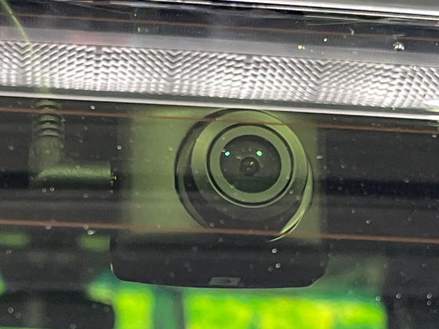 N-BOXカスタム Lターボ スタイル+ブラック 両側電動スライド 8インチナビ バックカメラ 衝突軽減 レーダークルーズ 禁煙車 ハーフレザーシート シートヒーター コーナーセンサー レーンキープ スマートキー LEDヘッド オートブレーキホールド(51枚目)