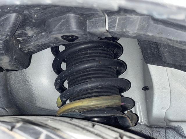 キックス Ｘ　９型ナビ　全周囲カメラ　衝突軽減　プロパイロット　禁煙車　２トーンカラー　コーナーセンサー　スマートキー　ＬＥＤヘッド　ＥＴＣ　デジタルインナーミラー　オートブレーキホールド　オートライト（20枚目）