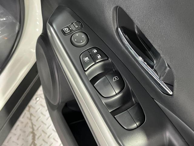 キックス Ｘ　９型ナビ　全周囲カメラ　衝突軽減　プロパイロット　禁煙車　２トーンカラー　コーナーセンサー　スマートキー　ＬＥＤヘッド　ＥＴＣ　デジタルインナーミラー　オートブレーキホールド　オートライト（40枚目）