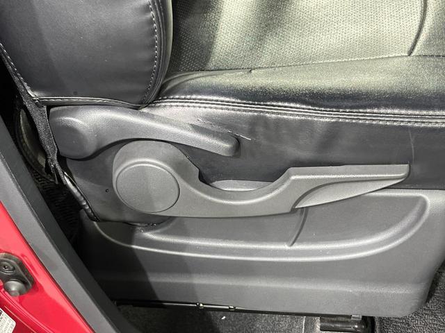 ルーミー Ｇ　Ｓ　純正９型ナビ　両側電動ドア　全周囲カメラ　衝突軽減　禁煙車　ドラレコ　スマートキー　クルコン　オートライト　オートエアコン　Ｂｌｕｅｔｏｏｔｈ　ＥＴＣ　シートヒーター　アイドリングストップ（42枚目）