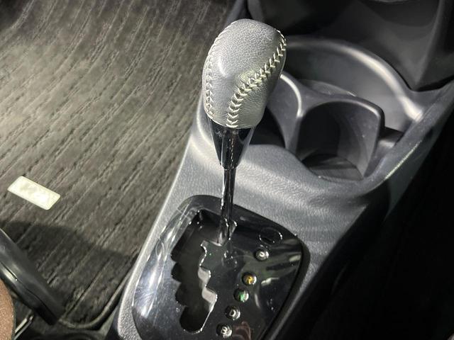 ヴィッツ ハイブリッドＵ　純正ナビ　バックカメラ　衝突軽減　禁煙車　シートヒーター　スマートキー　ＬＥＤヘッドライト　ＥＴＣ　クルコン　オートハイビーム　オートエアコン　Ｂｌｕｅｔｏｏｔｈ　ステアリングスイッチ（38枚目）