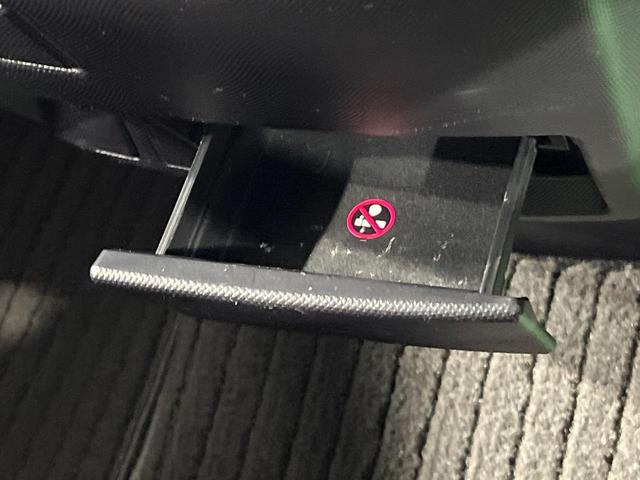 エスティマ アエラス　プレミアムエディション　純正８型ナビ　両側電動ドア　バックカメラ　禁煙車　Ｂｌｕｅｔｏｏｔｈ　パワーシート　ドラレコ　コーナーセンサー　スマートキー　ＨＩＤヘッドライト　ＥＴＣ　クルコン　デュアルエアコン（40枚目）