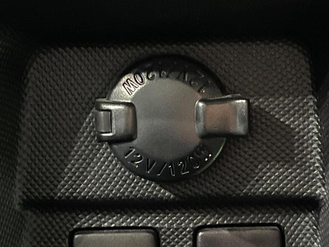 エスティマ アエラス　プレミアムエディション　純正８型ナビ　両側電動ドア　バックカメラ　禁煙車　Ｂｌｕｅｔｏｏｔｈ　パワーシート　ドラレコ　コーナーセンサー　スマートキー　ＨＩＤヘッドライト　ＥＴＣ　クルコン　デュアルエアコン（41枚目）