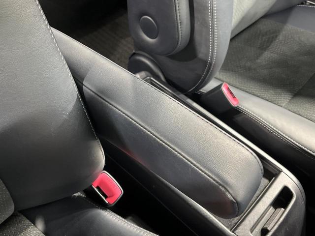 エスティマ アエラス　プレミアムエディション　純正８型ナビ　両側電動ドア　バックカメラ　禁煙車　Ｂｌｕｅｔｏｏｔｈ　パワーシート　ドラレコ　コーナーセンサー　スマートキー　ＨＩＤヘッドライト　ＥＴＣ　クルコン　デュアルエアコン（47枚目）