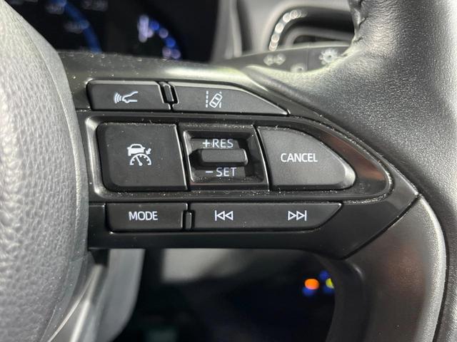 ヤリスクロス ハイブリッドＺ　バックカメラ　衝突被害軽減システム　レーダークルーズ　パワーシート　スマートキー　ＬＥＤヘッド　ＥＴＣ　純正１８インチアルミ　オートハイビーム　オートライト　オートエアコン　Ｂｌｕｅｔｏｏｔｈ（6枚目）