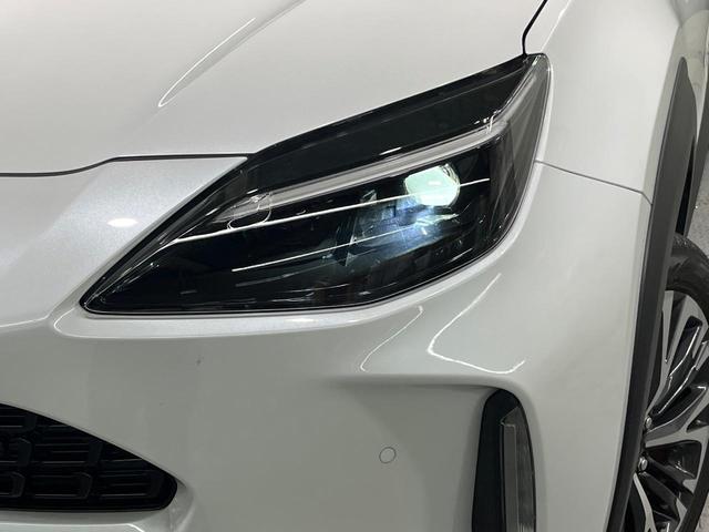 ヤリスクロス ハイブリッドＺ　バックカメラ　衝突被害軽減システム　レーダークルーズ　パワーシート　スマートキー　ＬＥＤヘッド　ＥＴＣ　純正１８インチアルミ　オートハイビーム　オートライト　オートエアコン　Ｂｌｕｅｔｏｏｔｈ（12枚目）