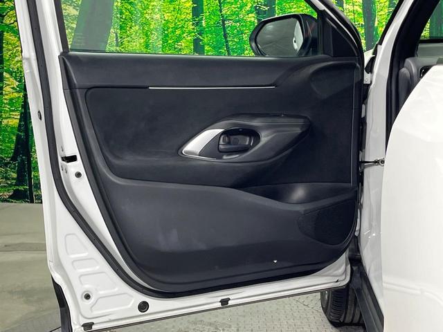 ヤリスクロス ハイブリッドＺ　バックカメラ　衝突被害軽減システム　レーダークルーズ　パワーシート　スマートキー　ＬＥＤヘッド　ＥＴＣ　純正１８インチアルミ　オートハイビーム　オートライト　オートエアコン　Ｂｌｕｅｔｏｏｔｈ（26枚目）