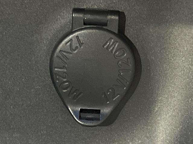 ヤリスクロス ハイブリッドＺ　バックカメラ　衝突被害軽減システム　レーダークルーズ　パワーシート　スマートキー　ＬＥＤヘッド　ＥＴＣ　純正１８インチアルミ　オートハイビーム　オートライト　オートエアコン　Ｂｌｕｅｔｏｏｔｈ（44枚目）