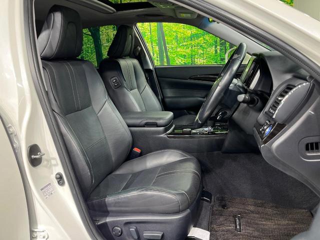 クラウンハイブリッド アスリートS ガラスルーフ 全周囲カメラ 衝突被害軽減システム レーダークルーズ 禁煙車 レザーシート 前席シートエアコン ドラレコ コーナーセンサー スマートキー LEDヘッド ビルトインETC(8枚目)