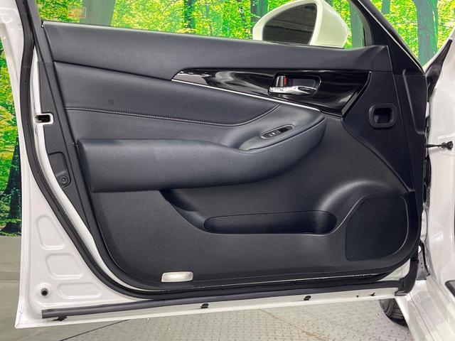 クラウンハイブリッド アスリートS ガラスルーフ 全周囲カメラ 衝突被害軽減システム レーダークルーズ 禁煙車 レザーシート 前席シートエアコン ドラレコ コーナーセンサー スマートキー LEDヘッド ビルトインETC(24枚目)