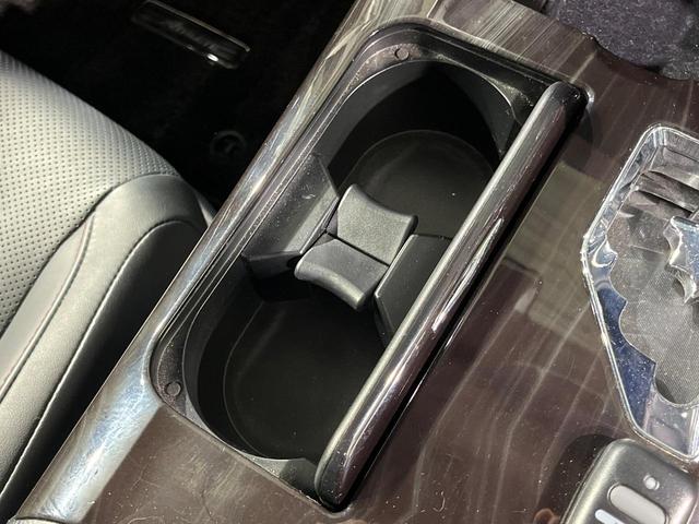 クラウンハイブリッド アスリートS ガラスルーフ 全周囲カメラ 衝突被害軽減システム レーダークルーズ 禁煙車 レザーシート 前席シートエアコン ドラレコ コーナーセンサー スマートキー LEDヘッド ビルトインETC(49枚目)