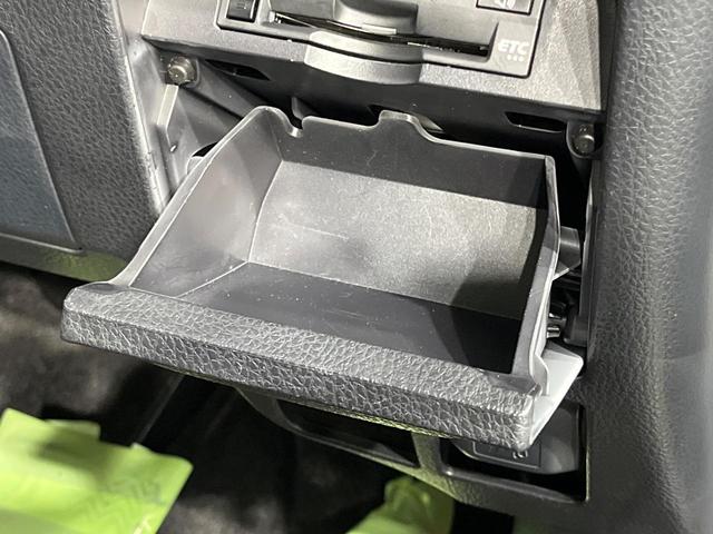 ノア Ｓｉ　ダブルバイビーＩＩＩ　両側電動ドア　純正ＳＤナビ　バックカメラ　衝突被害軽減システム　レーダークルーズ　禁煙車　ハーフレザーシート　ドラレコ　コーナーセンサー　スマートキー　ＬＥＤヘッド　ビルトインＥＴＣ（27枚目）