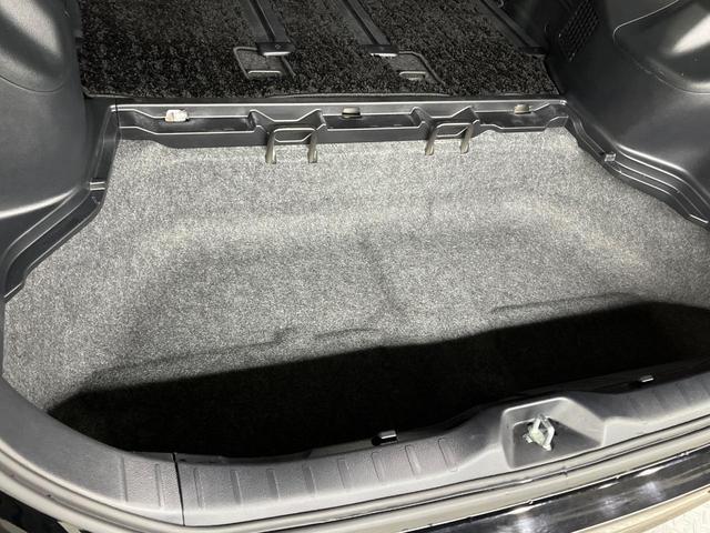 ノア Ｓｉ　ダブルバイビーＩＩＩ　両側電動ドア　純正ＳＤナビ　バックカメラ　衝突被害軽減システム　レーダークルーズ　禁煙車　ハーフレザーシート　ドラレコ　コーナーセンサー　スマートキー　ＬＥＤヘッド　ビルトインＥＴＣ（51枚目）