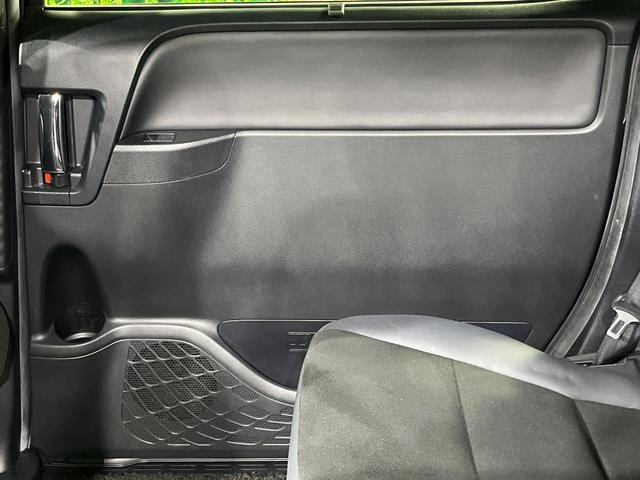 ノア Ｓｉ　ダブルバイビーＩＩＩ　両側電動ドア　純正ＳＤナビ　バックカメラ　衝突被害軽減システム　レーダークルーズ　禁煙車　ハーフレザーシート　ドラレコ　コーナーセンサー　スマートキー　ＬＥＤヘッド　ビルトインＥＴＣ（57枚目）