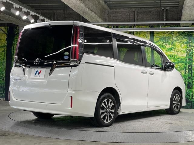 エスクァイア Ｇｉ　プレミアムパッケージ　ブラックテーラード　両側電動ドア　純正ＳＤナビ　後席モニター　バックカメラ　衝突被害軽減システム　レーダークルーズ　禁煙車　ハーフレザーシート　ドラレコ　コーナーセンサー　スマートキー　ＬＥＤヘッド　ビルトインＥＴＣ（18枚目）