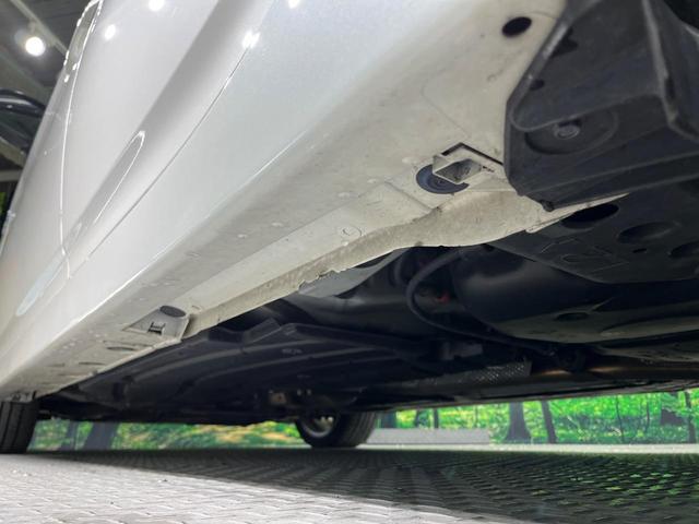 プリウス Ｓツーリングセレクション　純正ＳＤナビ　バックカメラ　禁煙車　スマートキー　ＬＥＤヘッド　ビルトインＥＴＣ　純正１７インチアルミ　オートライト　オートエアコン　Ｂｌｕｅｔｏｏｔｈ　ＣＤ　ＤＶＤ再生　フルセグ　ＬＥＤフォグ（23枚目）