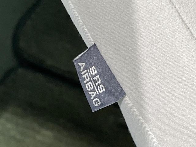 プリウス Ｓツーリングセレクション　純正ＳＤナビ　バックカメラ　禁煙車　スマートキー　ＬＥＤヘッド　ビルトインＥＴＣ　純正１７インチアルミ　オートライト　オートエアコン　Ｂｌｕｅｔｏｏｔｈ　ＣＤ　ＤＶＤ再生　フルセグ　ＬＥＤフォグ（38枚目）