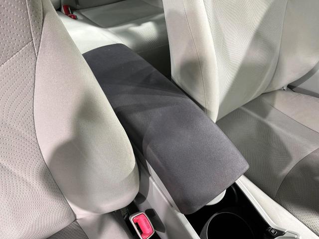 プリウス Ｓツーリングセレクション　純正ＳＤナビ　バックカメラ　禁煙車　スマートキー　ＬＥＤヘッド　ビルトインＥＴＣ　純正１７インチアルミ　オートライト　オートエアコン　Ｂｌｕｅｔｏｏｔｈ　ＣＤ　ＤＶＤ再生　フルセグ　ＬＥＤフォグ（39枚目）