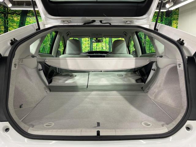 プリウス Ｓツーリングセレクション　純正ＳＤナビ　バックカメラ　禁煙車　スマートキー　ＬＥＤヘッド　ビルトインＥＴＣ　純正１７インチアルミ　オートライト　オートエアコン　Ｂｌｕｅｔｏｏｔｈ　ＣＤ　ＤＶＤ再生　フルセグ　ＬＥＤフォグ（48枚目）