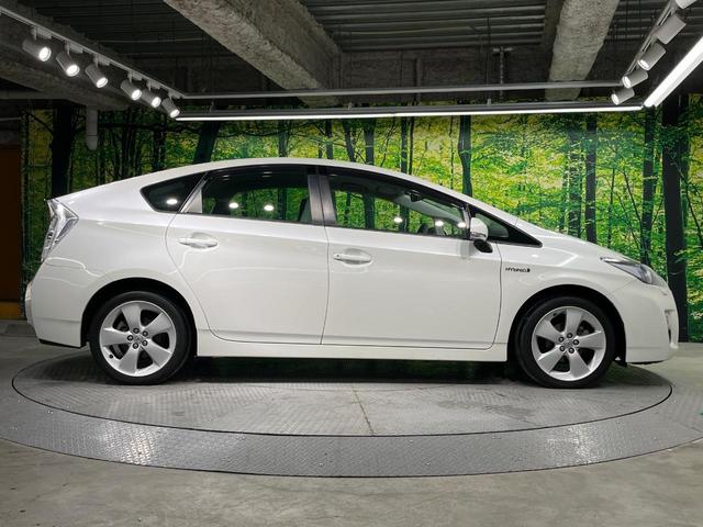 プリウス Ｓツーリングセレクション　純正ＳＤナビ　バックカメラ　禁煙車　スマートキー　ＬＥＤヘッド　ビルトインＥＴＣ　純正１７インチアルミ　オートライト　オートエアコン　Ｂｌｕｅｔｏｏｔｈ　ＣＤ　ＤＶＤ再生　フルセグ　ＬＥＤフォグ（56枚目）