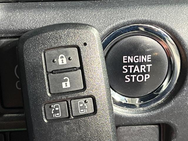 ノア Ｓｉ　ダブルバイビーＩＩ　両側電動ドア　純正９型ナビ　後席モニター　バックカメラ　衝突被害軽減システム　クルコン　禁煙車　ハーフレザーシート　スマートキー　ＬＥＤヘッド　ビルトインＥＴＣ　純正１６インチアルミ（25枚目）