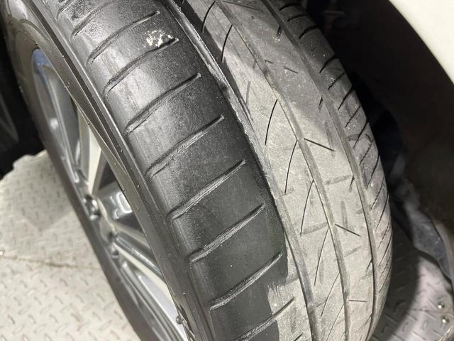 ノア Ｓｉ　ダブルバイビーＩＩ　両側電動ドア　純正９型ナビ　後席モニター　バックカメラ　衝突被害軽減システム　クルコン　禁煙車　ハーフレザーシート　スマートキー　ＬＥＤヘッド　ビルトインＥＴＣ　純正１６インチアルミ（55枚目）