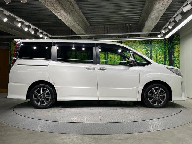 ノア Ｓｉ　ダブルバイビーＩＩ　両側電動ドア　純正９型ナビ　後席モニター　バックカメラ　衝突被害軽減システム　クルコン　禁煙車　ハーフレザーシート　スマートキー　ＬＥＤヘッド　ビルトインＥＴＣ　純正１６インチアルミ（63枚目）