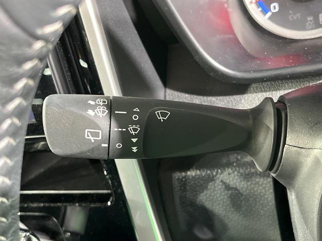 ルーミー カスタムＧ－Ｔ　両側電動ドア　全周囲カメラ　衝突被害軽減システム　レーダークルーズ　禁煙車　ドラレコ　コーナーセンサー　スマートキー　ＬＥＤヘッド　ビルトインＥＴＣ　純正１５インチアルミ　オートライト（30枚目）