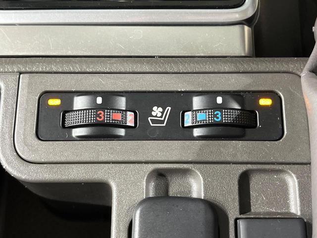 ランドクルーザープラド ＴＸ　Ｌパッケージ　４ＷＤ　７人乗り　サンルーフ　全周囲カメラ　衝突被害軽減システム　レーダークルーズ　禁煙車　レザーシート　前席シートエアコン　ドラレコ　コーナーセンサー　スマートキー　ビルトインＥＴＣ（7枚目）