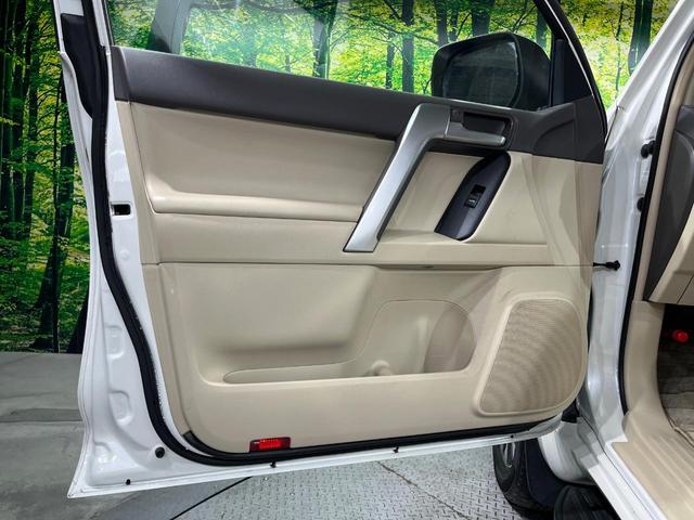 ランドクルーザープラド ＴＸ　Ｌパッケージ　４ＷＤ　７人乗り　サンルーフ　全周囲カメラ　衝突被害軽減システム　レーダークルーズ　禁煙車　レザーシート　前席シートエアコン　ドラレコ　コーナーセンサー　スマートキー　ビルトインＥＴＣ（52枚目）