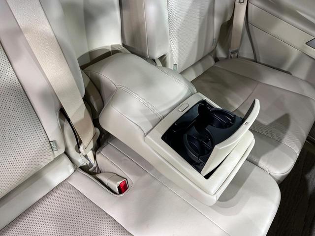 ランドクルーザープラド ＴＸ　Ｌパッケージ　４ＷＤ　７人乗り　サンルーフ　全周囲カメラ　衝突被害軽減システム　レーダークルーズ　禁煙車　レザーシート　前席シートエアコン　ドラレコ　コーナーセンサー　スマートキー　ビルトインＥＴＣ（66枚目）