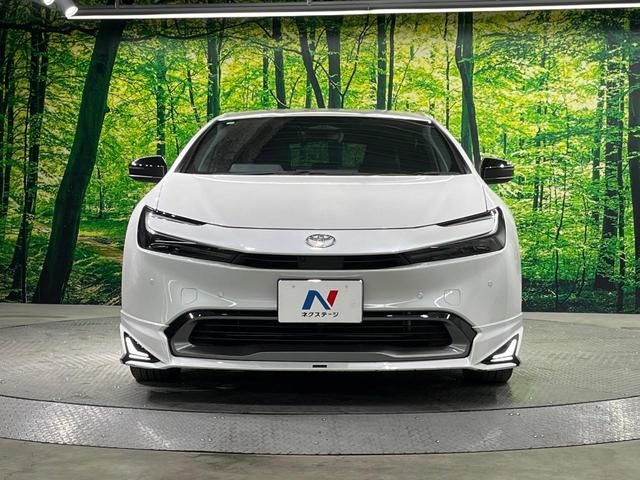 プリウス Ｚ　全周囲カメラ　衝突被害軽減システム　禁煙車　レザーシート　前席シートエアコン　パワーシート　ドラレコ　コーナーセンサー　スマートキー　ＬＥＤヘッド　ＥＴＣ２．０　純正１９インチアルミ（14枚目）