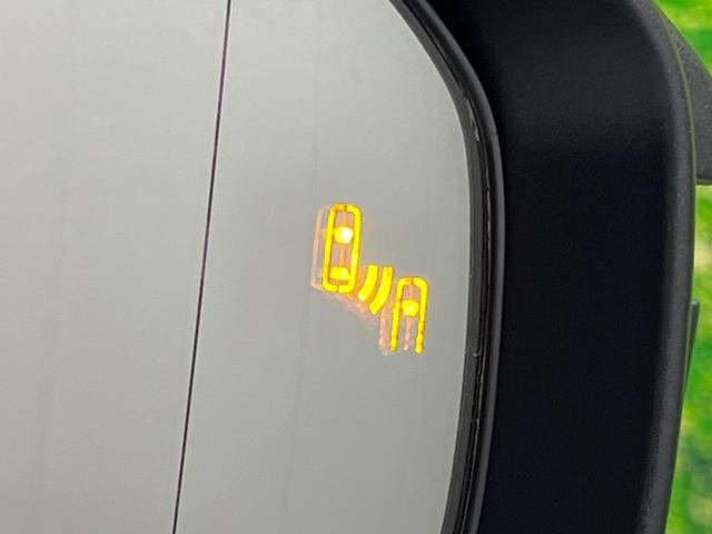 プリウス Ｚ　全周囲カメラ　衝突被害軽減システム　禁煙車　レザーシート　前席シートエアコン　パワーシート　ドラレコ　コーナーセンサー　スマートキー　ＬＥＤヘッド　ＥＴＣ２．０　純正１９インチアルミ（30枚目）