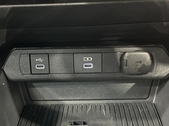 プリウス Ｚ　全周囲カメラ　衝突被害軽減システム　禁煙車　レザーシート　前席シートエアコン　パワーシート　ドラレコ　コーナーセンサー　スマートキー　ＬＥＤヘッド　ＥＴＣ２．０　純正１９インチアルミ（46枚目）