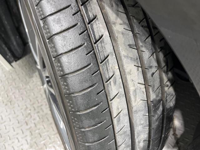 プリウス Ｚ　全周囲カメラ　衝突被害軽減システム　禁煙車　レザーシート　前席シートエアコン　パワーシート　ドラレコ　コーナーセンサー　スマートキー　ＬＥＤヘッド　ＥＴＣ２．０　純正１９インチアルミ（73枚目）