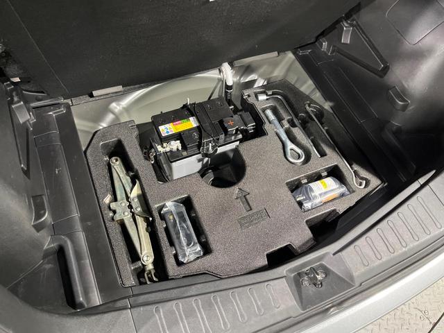 ノート ｅ－パワー　Ｘ　純正ＳＤナビ　全周囲カメラ　衝突被害軽減システム　禁煙車　ドラレコ　コーナーセンサー　スマートキー　ＥＴＣ　オートライト　オートエアコン　Ｂｌｕｅｔｏｏｔｈ　ＣＤ　ＤＶＤ再生　フルセグ（45枚目）