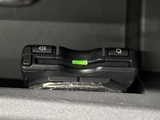 【ＥＴＣ】高速道路の料金所をストレスなく通過！話題のスポットやサービスエリアに多い「スマートＩＣ」利用時は必須のアイテムです。当店でセットアップを実施、ご納車当日からすぐにご利用いただけます！