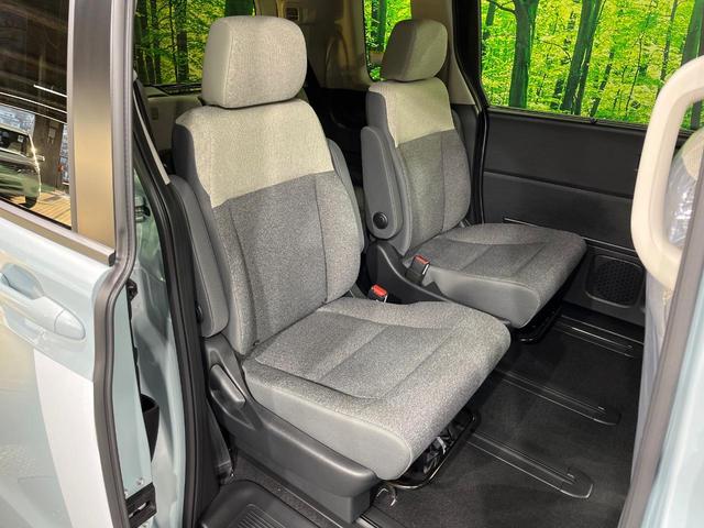 フリード エアー　登録済未使用車　両側電動ドア　バックカメラ　衝突被害軽減システム　禁煙車　コーナーセンサー　スマートキー　ＬＥＤヘッド　オートライト　オートエアコン　Ｂｌｕｅｔｏｏｔｈ（9枚目）