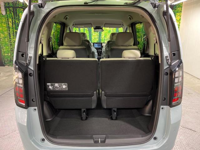 フリード エアー　登録済未使用車　両側電動ドア　バックカメラ　衝突被害軽減システム　禁煙車　コーナーセンサー　スマートキー　ＬＥＤヘッド　オートライト　オートエアコン　Ｂｌｕｅｔｏｏｔｈ（11枚目）