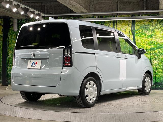 フリード エアー　登録済未使用車　両側電動ドア　バックカメラ　衝突被害軽減システム　禁煙車　コーナーセンサー　スマートキー　ＬＥＤヘッド　オートライト　オートエアコン　Ｂｌｕｅｔｏｏｔｈ（18枚目）