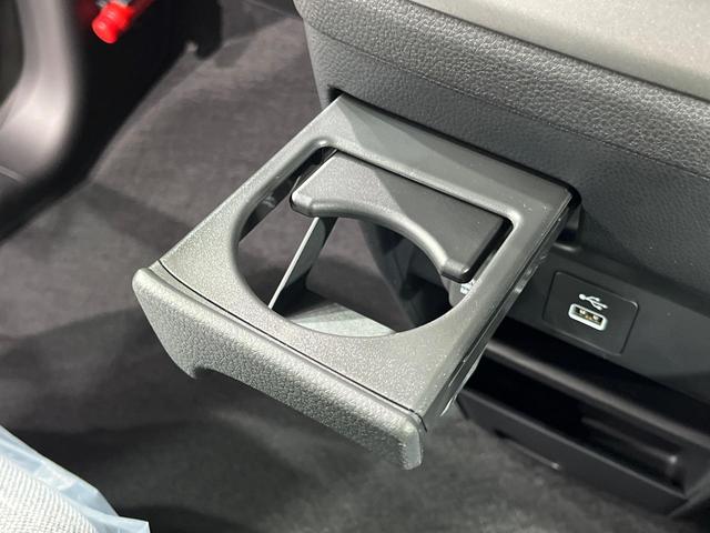 フリード エアー　登録済未使用車　両側電動ドア　バックカメラ　衝突被害軽減システム　禁煙車　コーナーセンサー　スマートキー　ＬＥＤヘッド　オートライト　オートエアコン　Ｂｌｕｅｔｏｏｔｈ（37枚目）