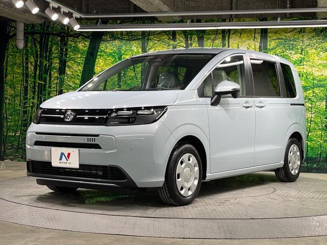 フリード エアー　登録済未使用車　両側電動ドア　バックカメラ　衝突被害軽減システム　禁煙車　コーナーセンサー　スマートキー　ＬＥＤヘッド　オートライト　オートエアコン　Ｂｌｕｅｔｏｏｔｈ（55枚目）