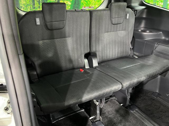 ヴォクシー S-G 両側電動ドア 後席モニター 全周囲カメラ 衝突被害軽減システム 禁煙車 コーナーセンサー スマートキー LEDヘッド ビルトインETC 純正16インチアルミ オートハイビーム 車線逸脱警報(9枚目)