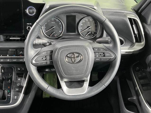 ヴォクシー S-G 両側電動ドア 後席モニター 全周囲カメラ 衝突被害軽減システム 禁煙車 コーナーセンサー スマートキー LEDヘッド ビルトインETC 純正16インチアルミ オートハイビーム 車線逸脱警報(11枚目)