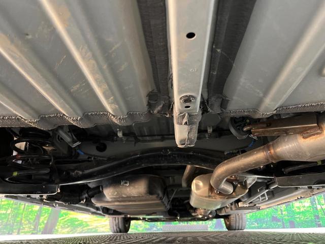 ヴォクシー S-G 両側電動ドア 後席モニター 全周囲カメラ 衝突被害軽減システム 禁煙車 コーナーセンサー スマートキー LEDヘッド ビルトインETC 純正16インチアルミ オートハイビーム 車線逸脱警報(19枚目)