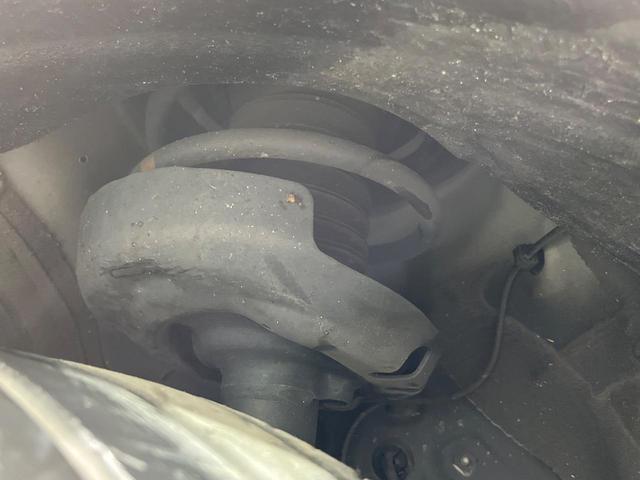 ヴォクシー S-G 両側電動ドア 後席モニター 全周囲カメラ 衝突被害軽減システム 禁煙車 コーナーセンサー スマートキー LEDヘッド ビルトインETC 純正16インチアルミ オートハイビーム 車線逸脱警報(20枚目)