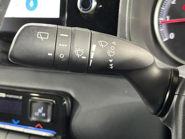 ヴォクシー S-G 両側電動ドア 後席モニター 全周囲カメラ 衝突被害軽減システム 禁煙車 コーナーセンサー スマートキー LEDヘッド ビルトインETC 純正16インチアルミ オートハイビーム 車線逸脱警報(36枚目)