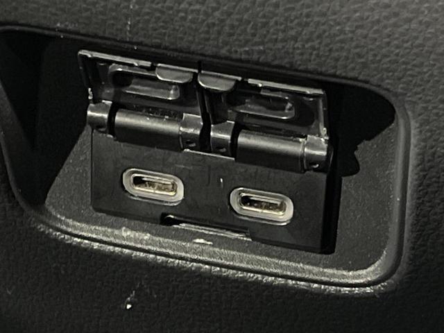 ヴォクシー S-G 両側電動ドア 後席モニター 全周囲カメラ 衝突被害軽減システム 禁煙車 コーナーセンサー スマートキー LEDヘッド ビルトインETC 純正16インチアルミ オートハイビーム 車線逸脱警報(47枚目)